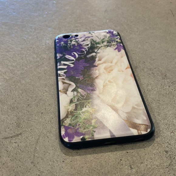 iPhone case - Picture 1 of 2